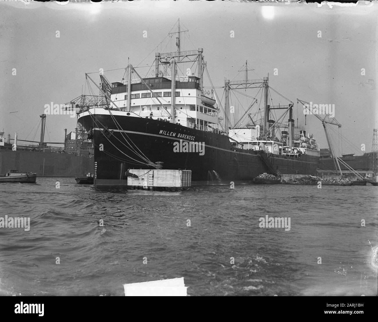 Whaler Willem Barendsz vor Abreisedatum: 5. Oktober 1950 Schlagwörter: Schiffahrt, Schiffsinstitution Name: Willem Barentz Stockfoto