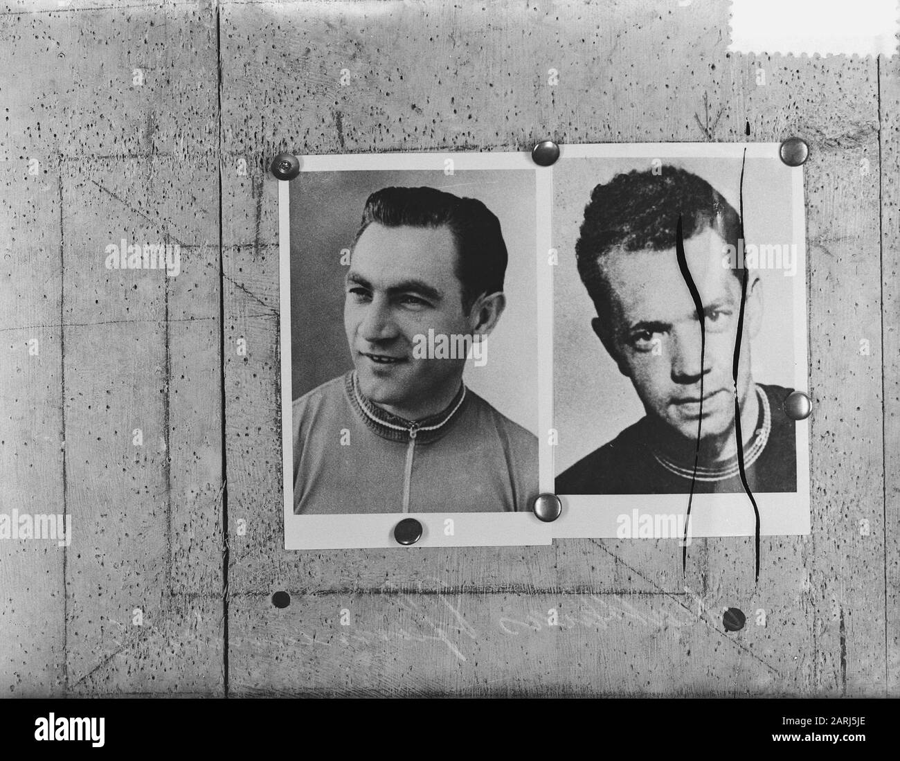 Radfahrer Matthias Pfainemuller und Rudi Theissen Datum: 22. Mai 1952 Schlagwörter: Porträts, Sport, Radsport Personenname: Pfainemuller Mathias, Theissen Rudi Stockfoto