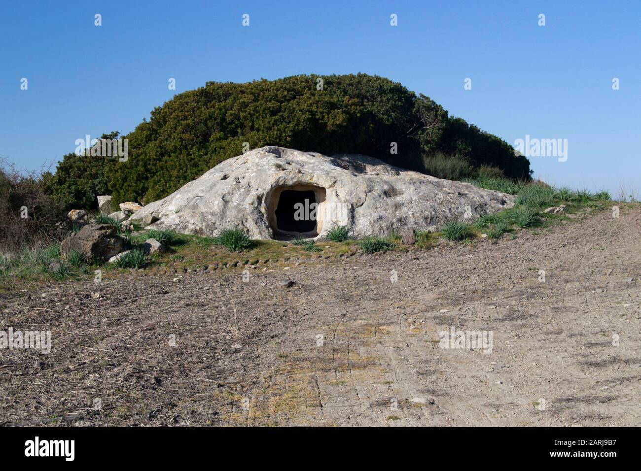 Domus de Janas Sa Domu de S'Orcu Stockfoto