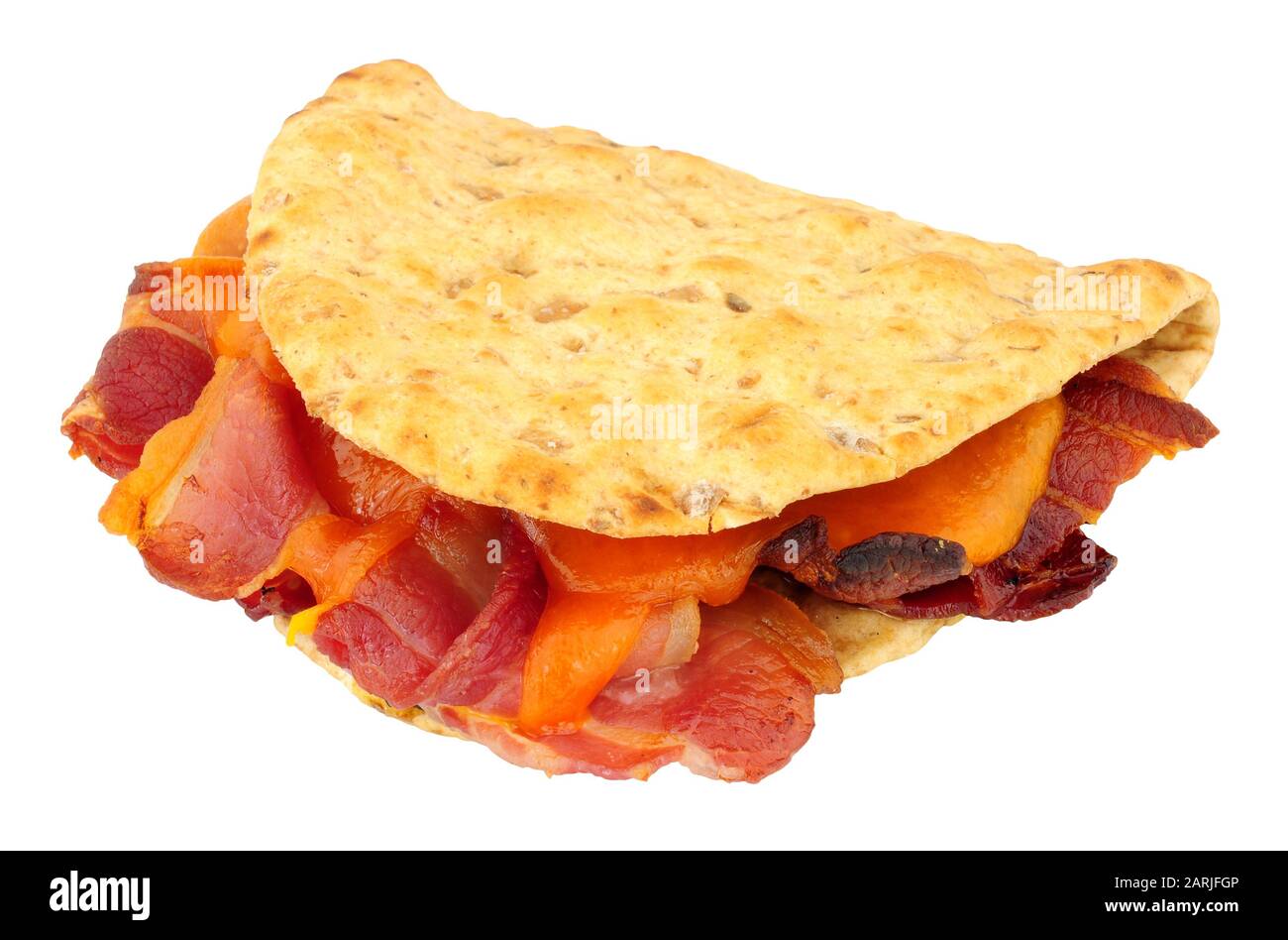 Käse- und Speck-Sandwich auf weißem Hintergrund isoliert Stockfoto