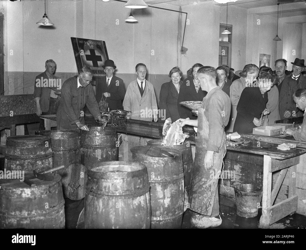 Red Cross Distribution Datum: 23. Januar 1946 Schlüsselwörter: Abteilungen Institutionenname: Rotes Kreuz Stockfoto