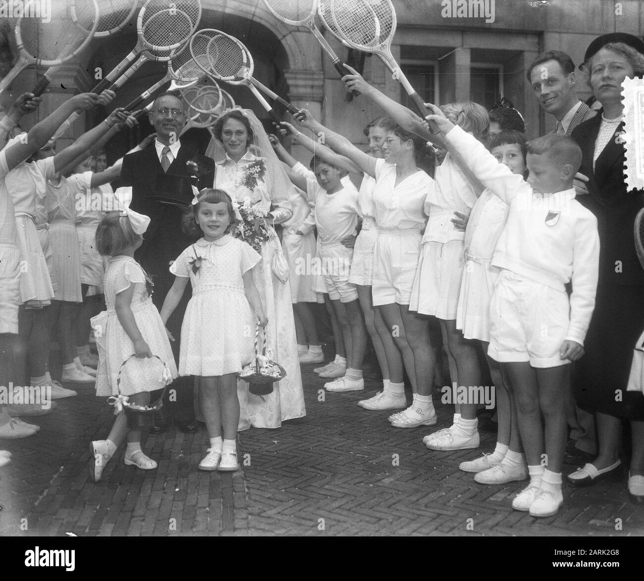 Tennishochzeit Amsterdam Datum: 19. Juni 1952 Ort: Amsterdam, Noord-Holland Stockfoto