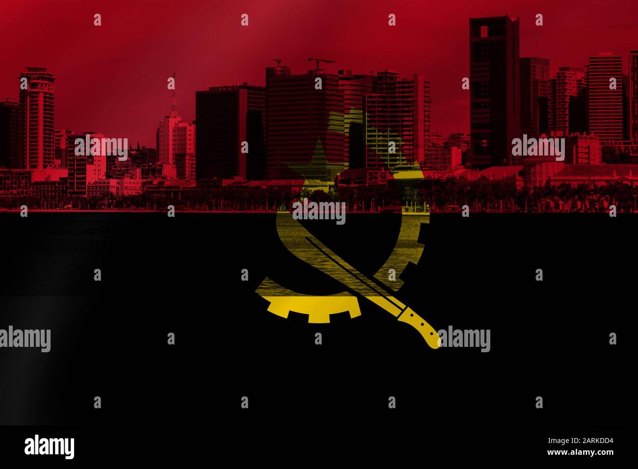 Sequenz der Bucht von Luanda oder Marginal de Luanda mit angolanischer Flagge überlagert. Stockfoto