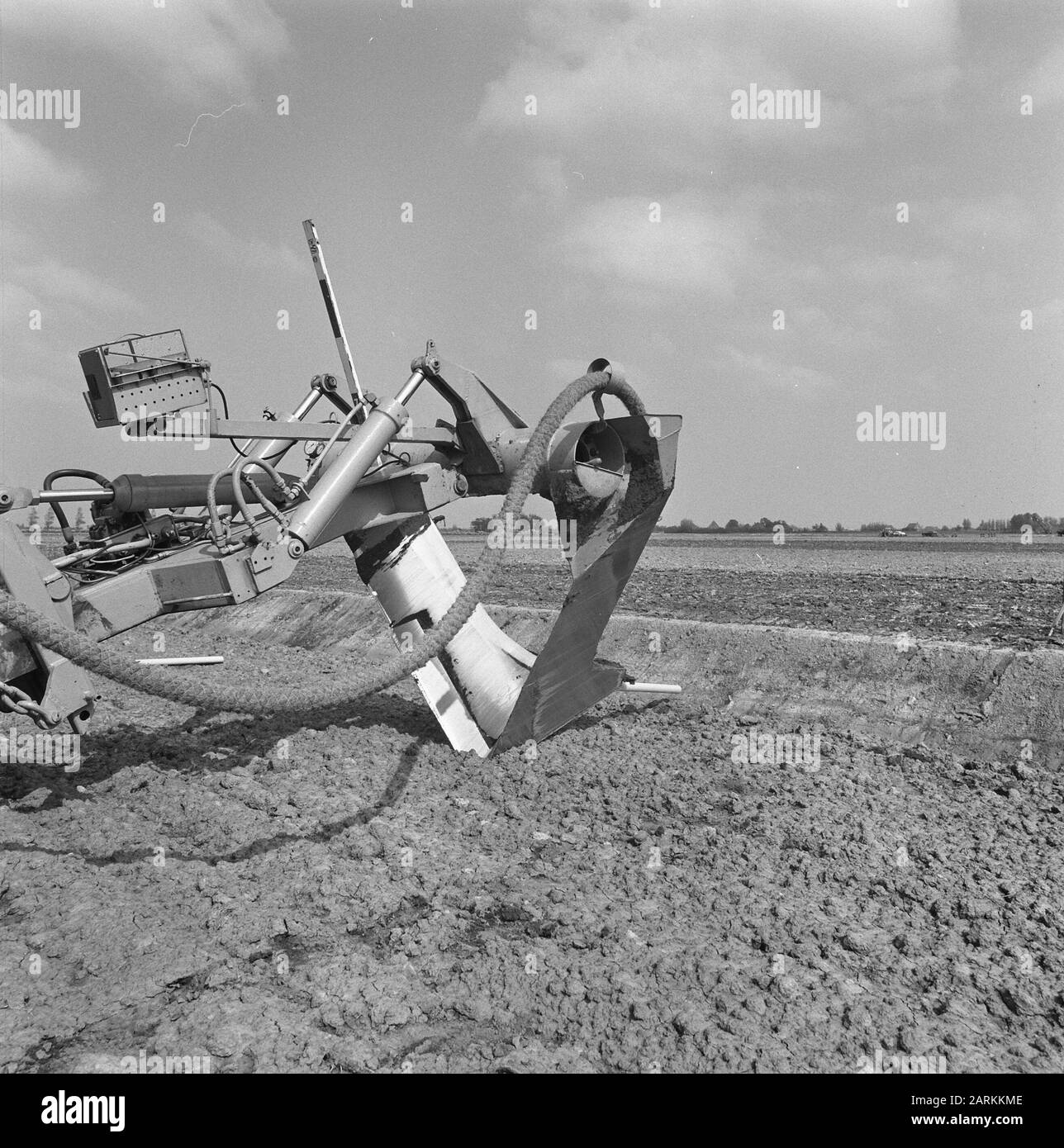 Werk, Maschinen, Land Datum: 14. Juni 1972 Standort: Alkmaar, Noord-Holland Schlüsselwörter: Boden, Maschinen, Name der Arbeitseinrichtung: Willnerploeg Stockfoto