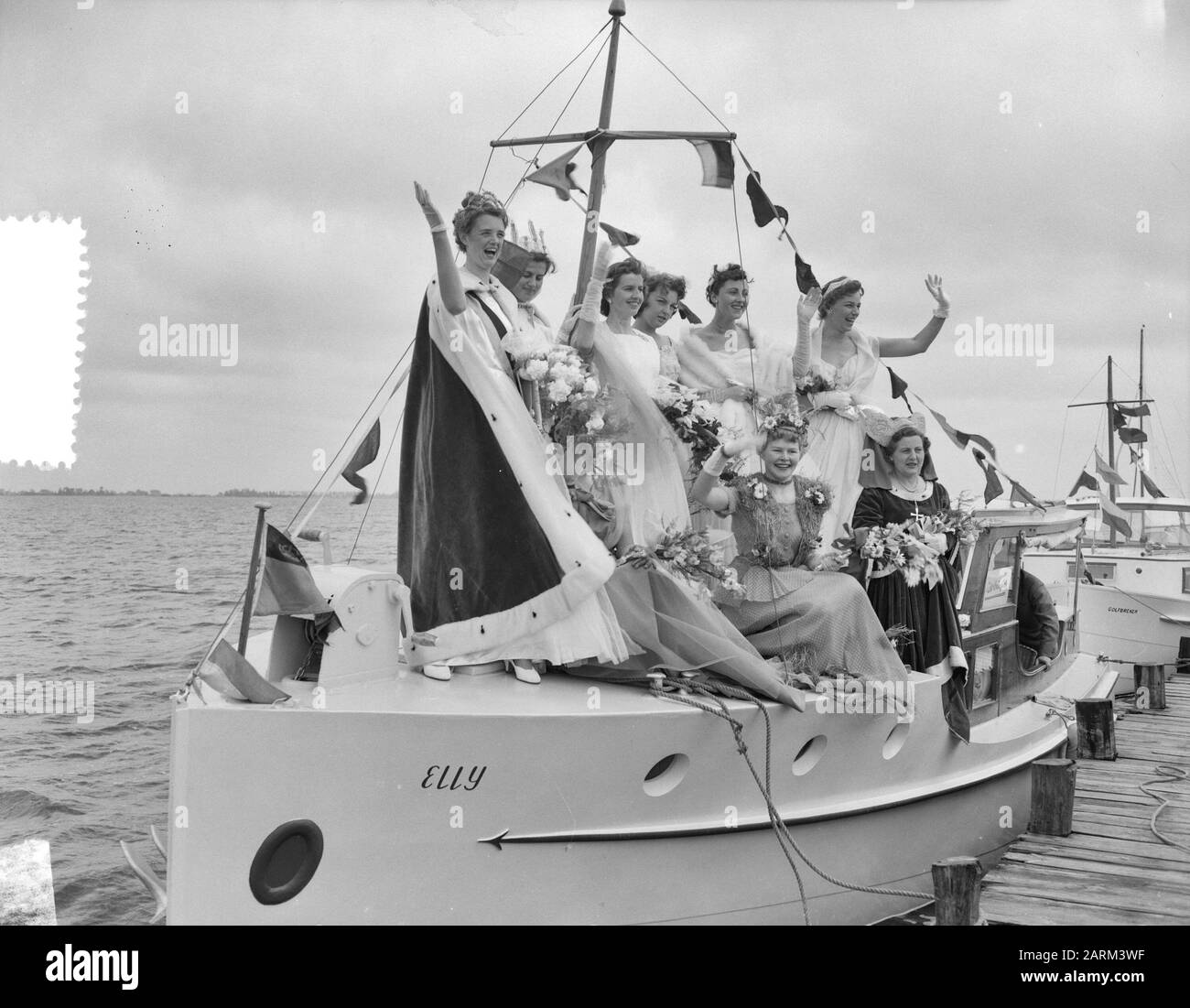 Eintritt Segeln Queen Sneek mej. B. van Wieren Datum: 26. Mai 1956 Ort: Friesland, Sneek Schlüsselwörter: Eingang Personenname: Wieren, B. van Stockfoto