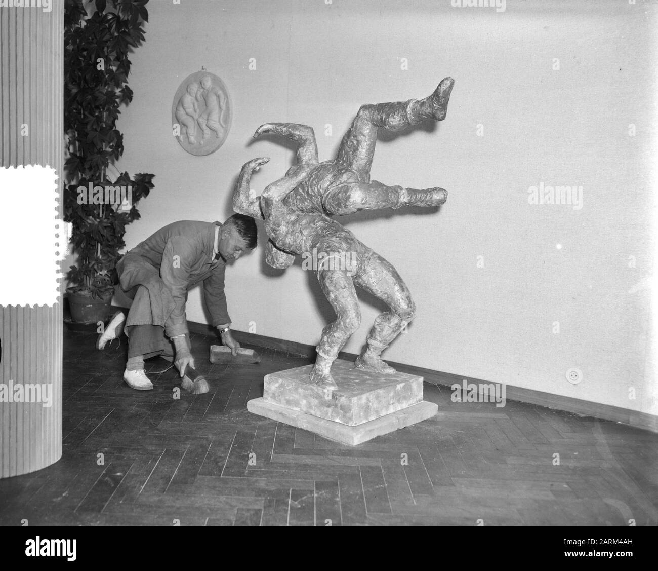 Sportausstellung Stedelijk Museum Datum: 22. Juni 1956 Schlagwörter: Museen, Sportbilder Stockfoto