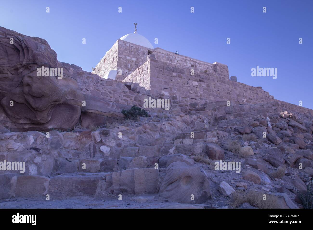 Das Grab des Propheten Aaron in den Hochbergen von Petra in Jordanien Stockfoto