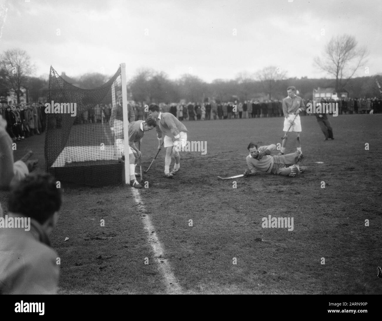 HOCKEYEN Datum: 17. Januar 1954 Schlüsselwörter: HOCKEYEN Stockfoto