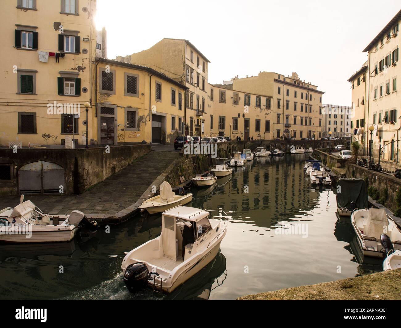 Italien, Toskana, Stadt Livorno, Kanäle und Bezirk Venezia. Stockfoto
