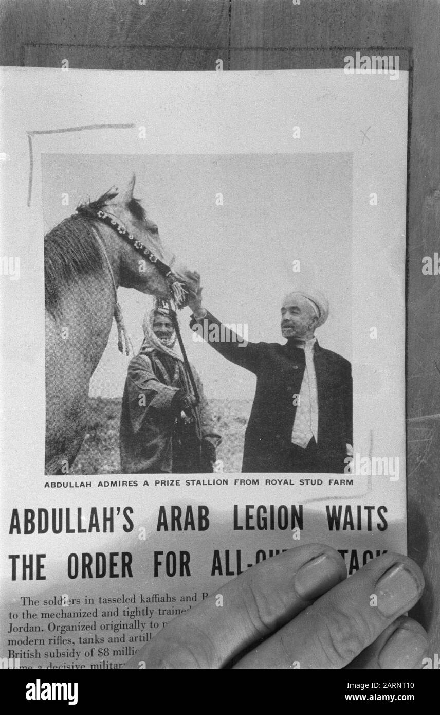 Die Schlacht in Palästina Fotoproduktion eines Zeitungsartikels über die Schlacht in Palästina Datum: 29. Oktober 1948 Ort: Indonesien, Niederländische Ostindien Stockfoto