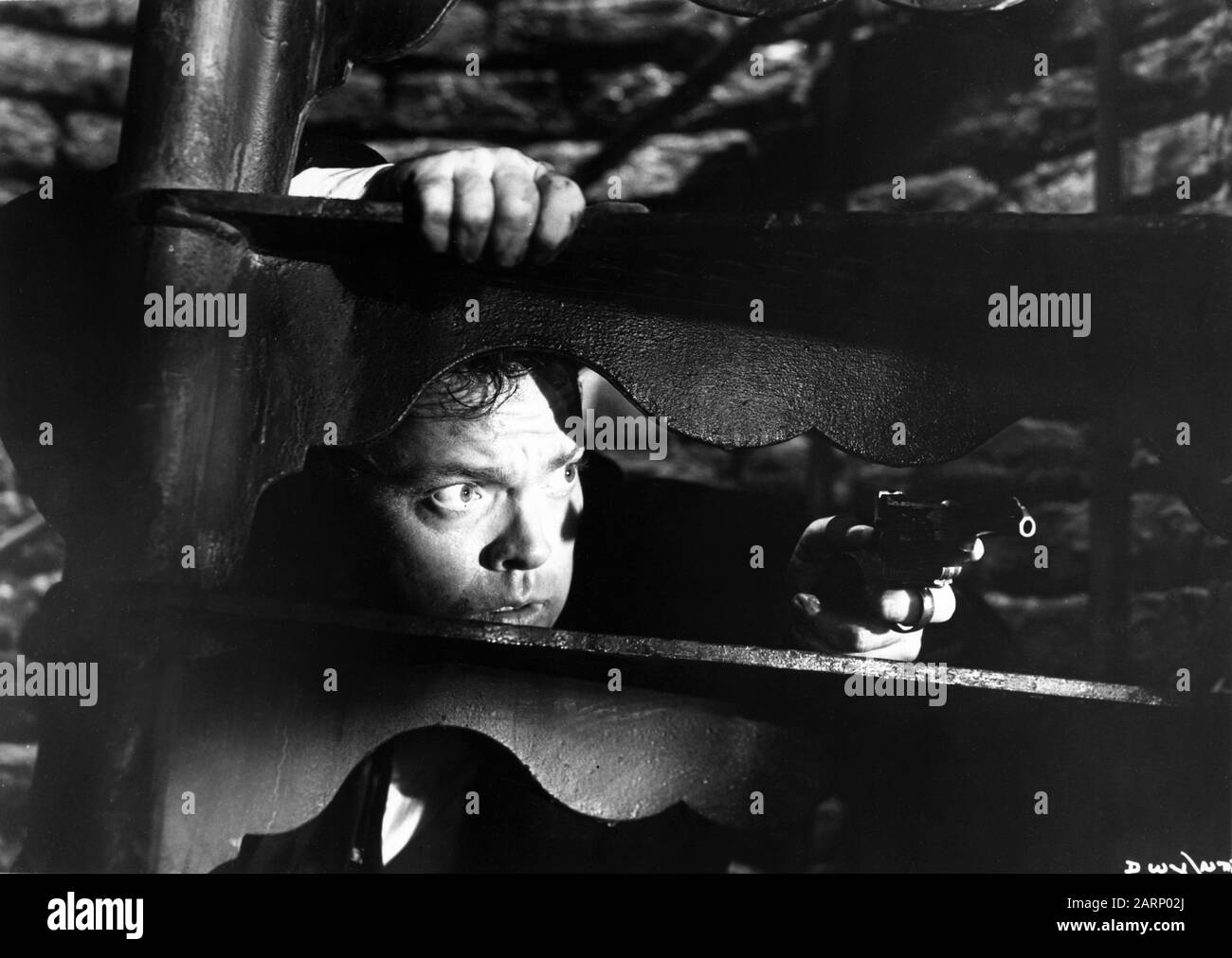 Orson WELLES als Harry Lime im DRITTEN man 1949 Regisseur CAROL REED Drehbuch GRAHAM GREENE Produzent ALEXANDER KORDA London Film Productions / British Lion Film Corporation Stockfoto