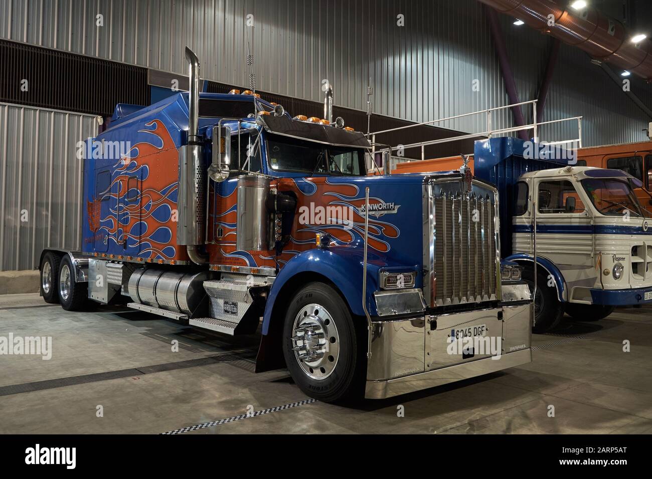 Kenworth turck auf der Retro Málaga 2020, Andalusien, Spanien. Stockfoto