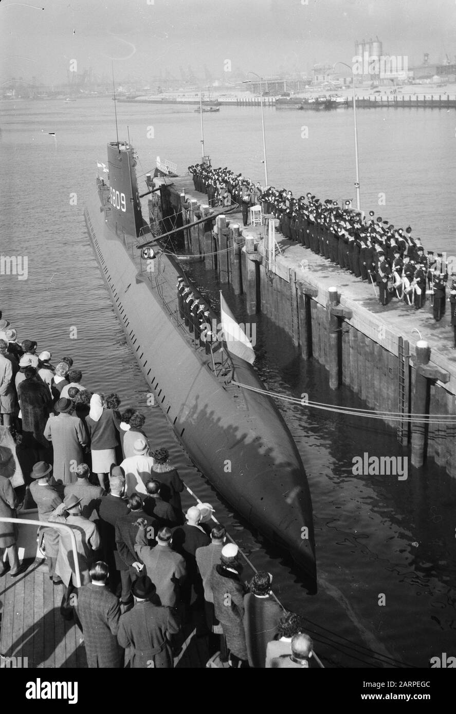 Einfügemarke Hf. Frau U-Boot Zeehond in Rotterdam Datum: 16. März 1961 Standort: Rotterdam, Zuid-Holland Schlüsselwörter: Intermissionen Stockfoto