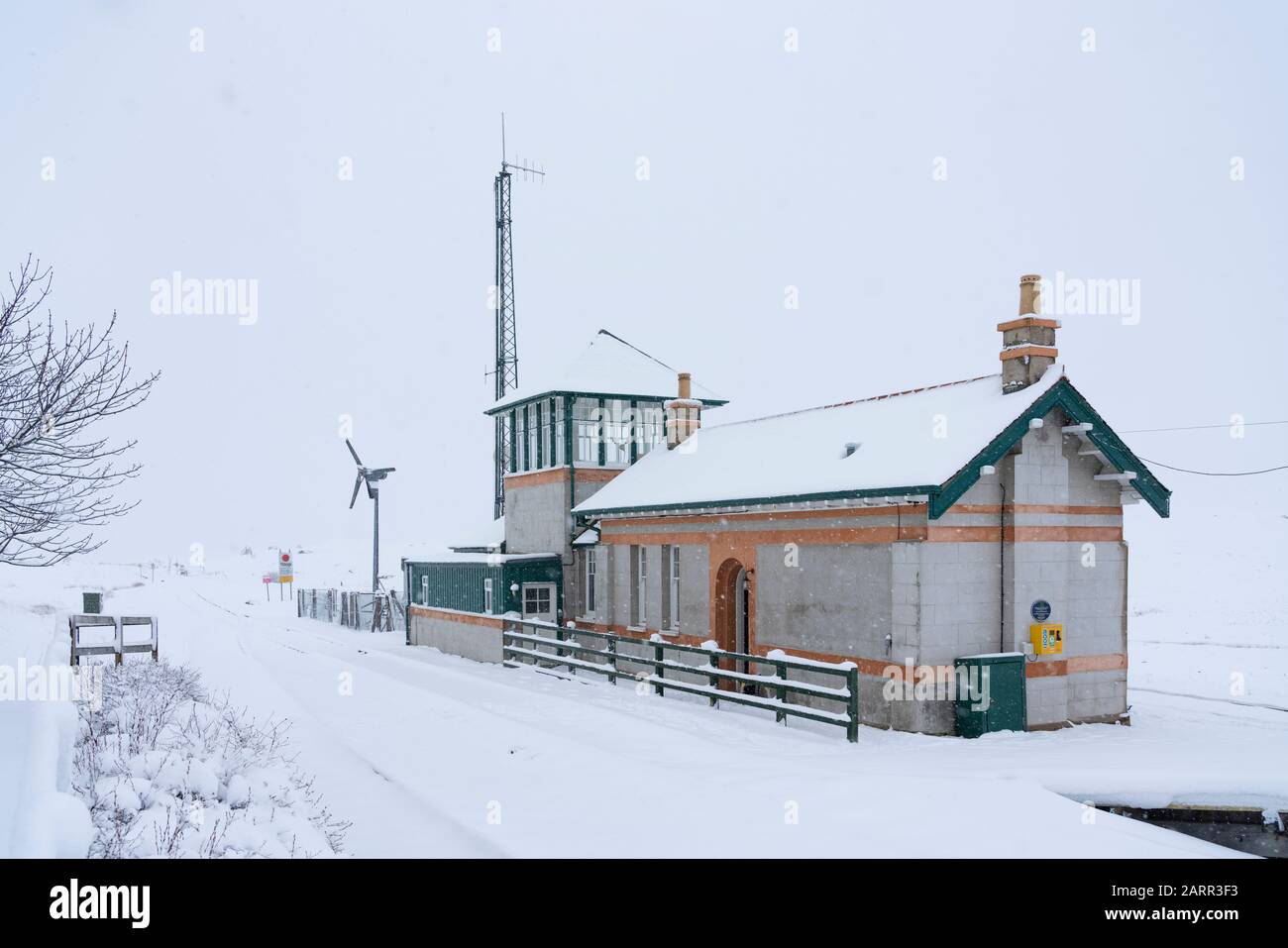 Unterkunft in Signal Box am Bahnhof Corrour, Highland, Schottland, Großbritannien Stockfoto