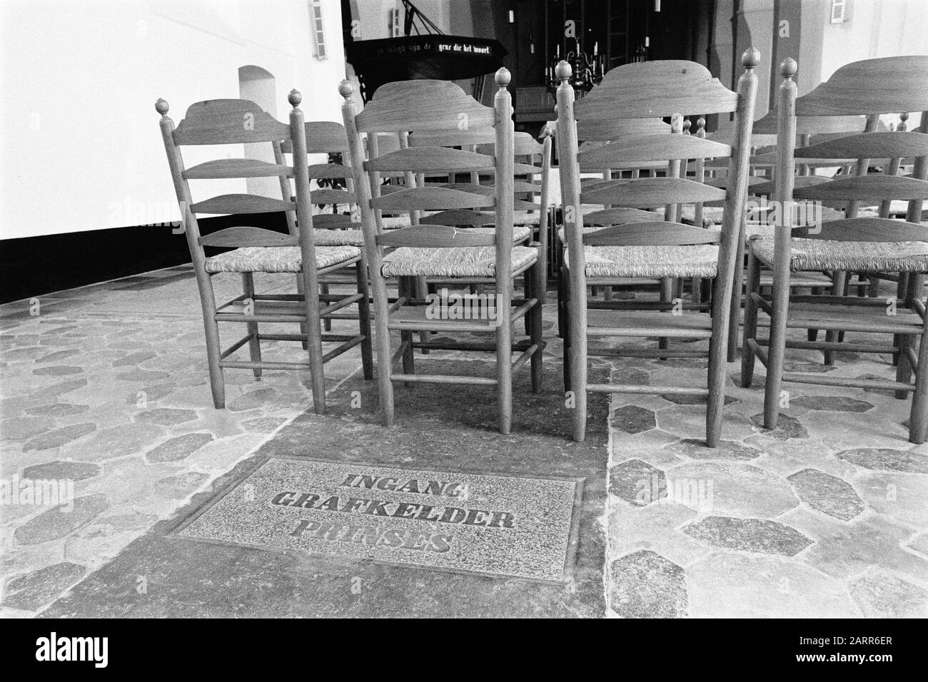 Restauration St. Lambertuskerk in Betuwe Buren, wo Willem de Zwijger 1551 Anna van Buren Ready heiratete und wo Tochter Maria van Oranje begraben wurde Datum: 20. November 1980 Ort: Buren Schlüsselwörter: Innenräume, Kirchen, Restaurierungen Institutionenname: Sint-Lambert-Kirche Stockfoto