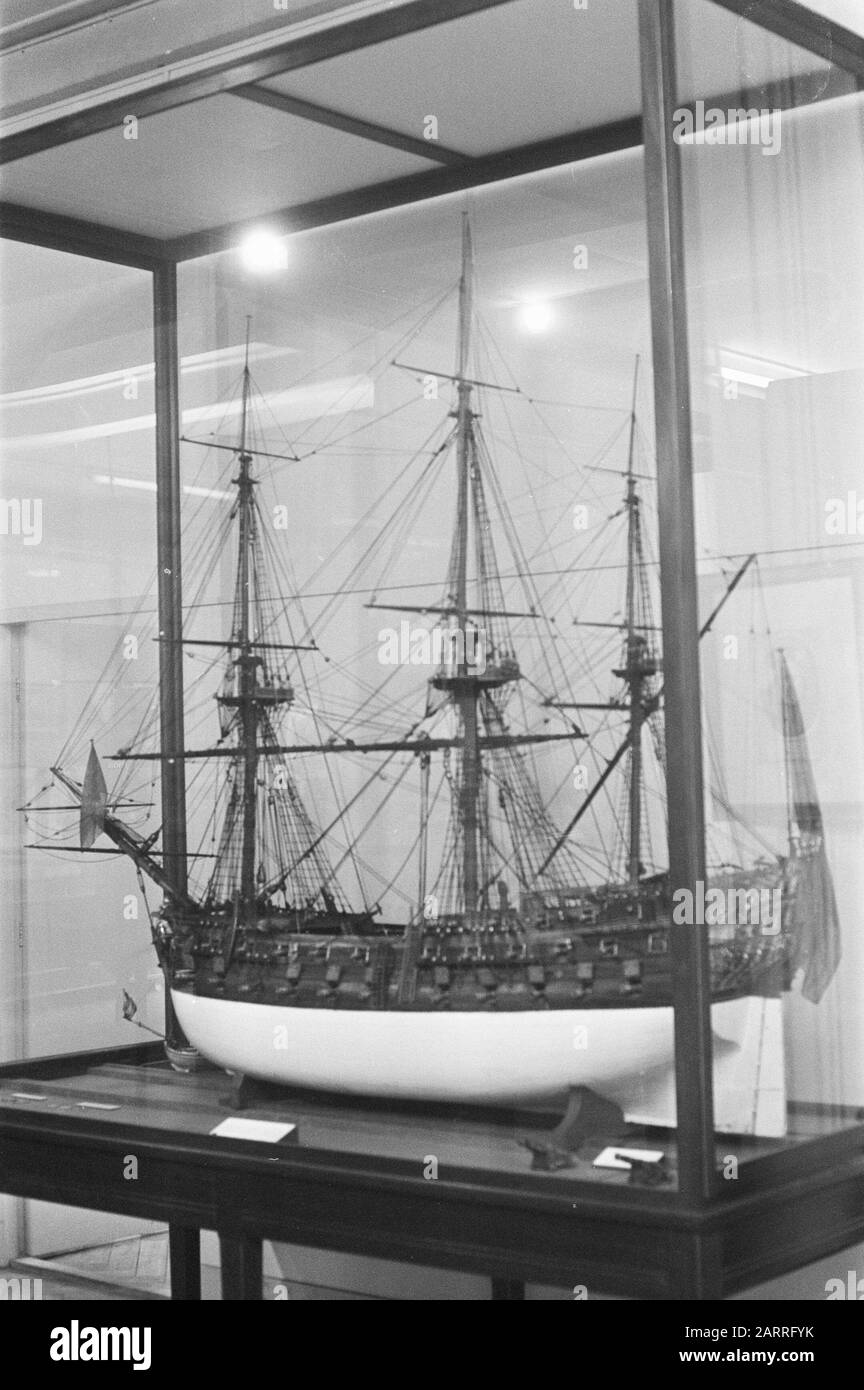Schiffsmodelle im Versandmuseum, beauftragt Herr Viete (der Stern) Datum: 31. Juli 1972 Schlagwörter: Modelle, Museen, Schiffe Stockfoto