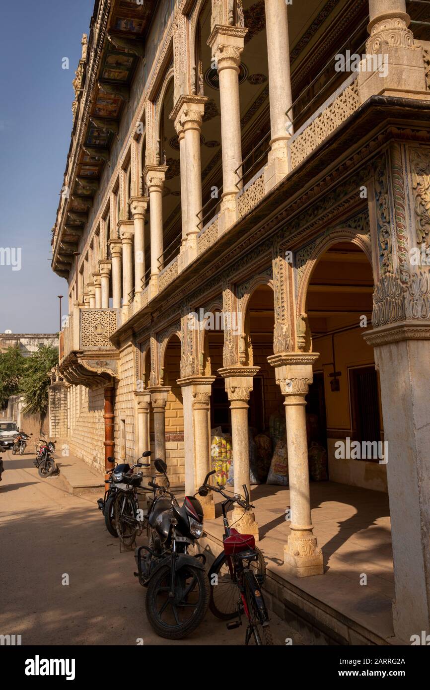 Indien, Rajasthan, Shekhawati, Nawalgarh, Fassade von Parasrampuria Heritage Haveli Stockfoto
