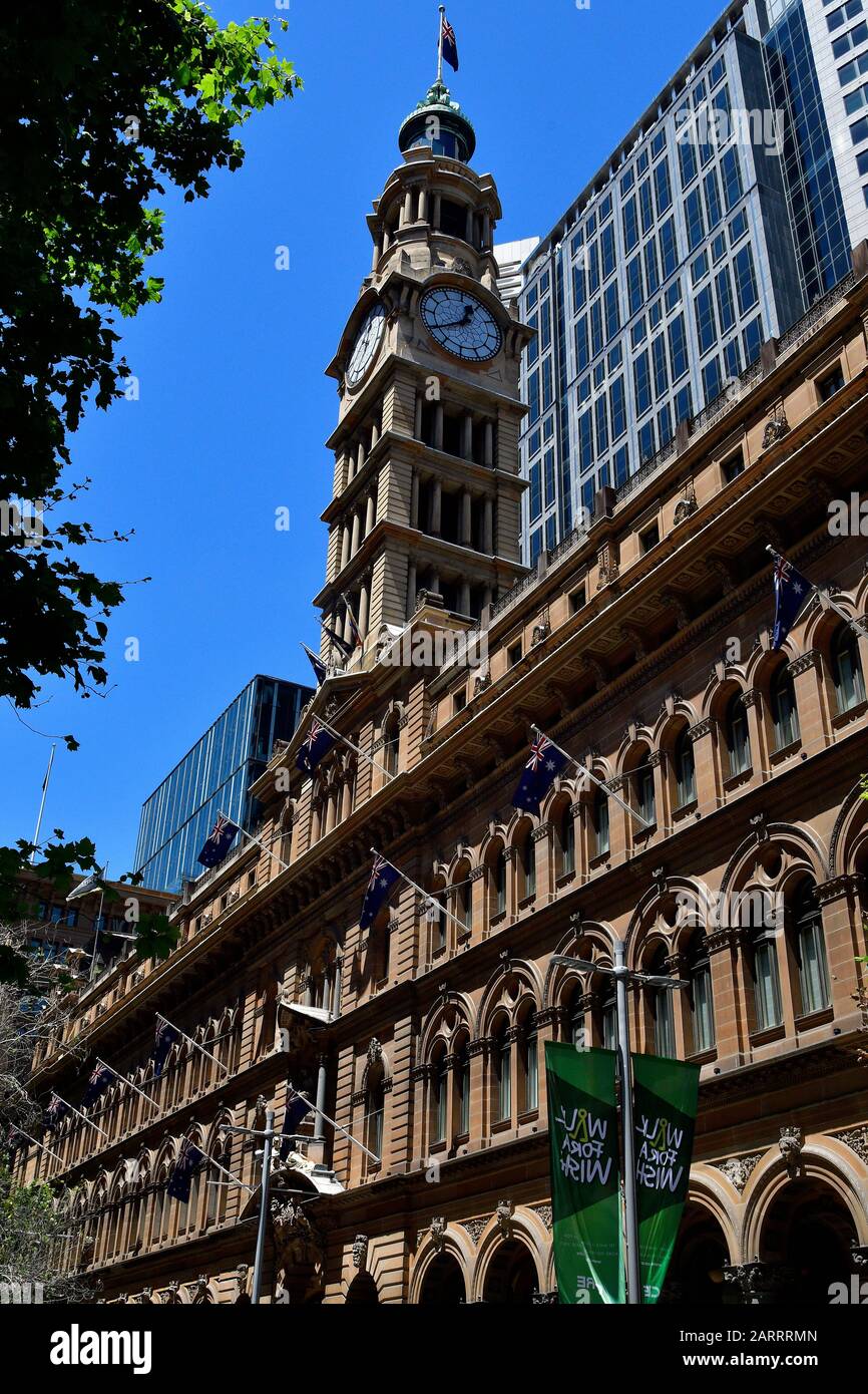 Sydney, NSW, Australien - 30. Oktober 2017: Historisches Postgebäude der General Post alias GPO auf Martin Place Stockfoto