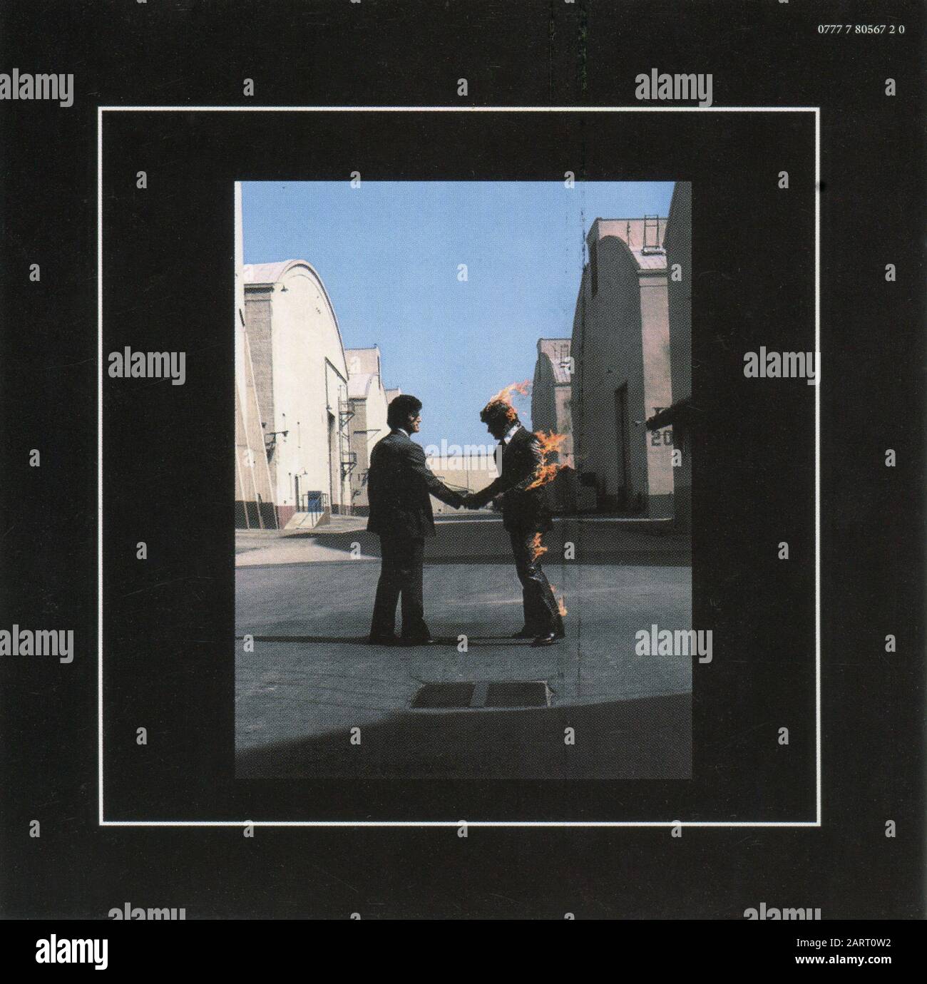 Pink Floyd Wish You Were Here Plattenlabel Mit Klassischen Titel Shine On You Crazy Diamond Stockfotografie Alamy Pink Floyd Wish You Were Here Plattenlabel Mit Klassischen Titel Shine On You Crazy Diamond Stockfotografie Alamy