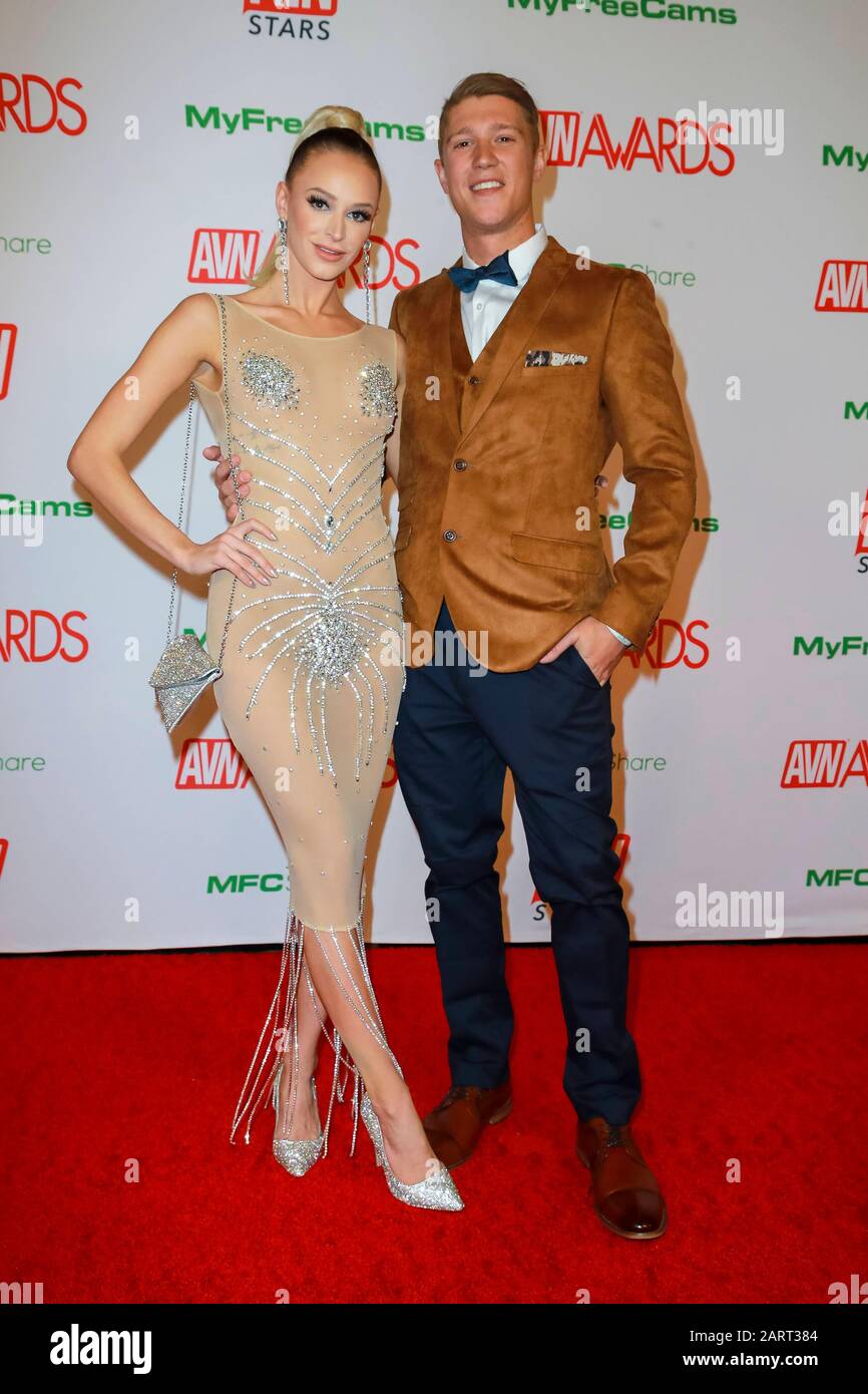 Emma Hix und Oliver Flynn nehmen am 25. Januar 2020 an den AVN Awards Für Erwachsene Im Joint Inside Hotel Hard Rock & Casino in Las Vegas, Nevada, USA, Teil. Weltweite Verwendung Stockfoto