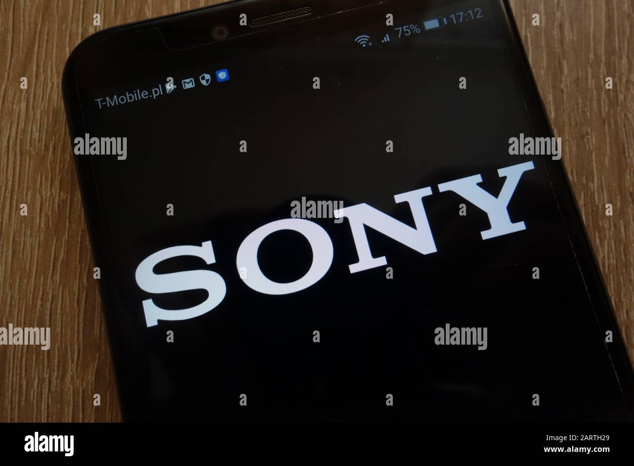Das Sony Logo wird auf einem modernen Smartphone angezeigt Stockfoto