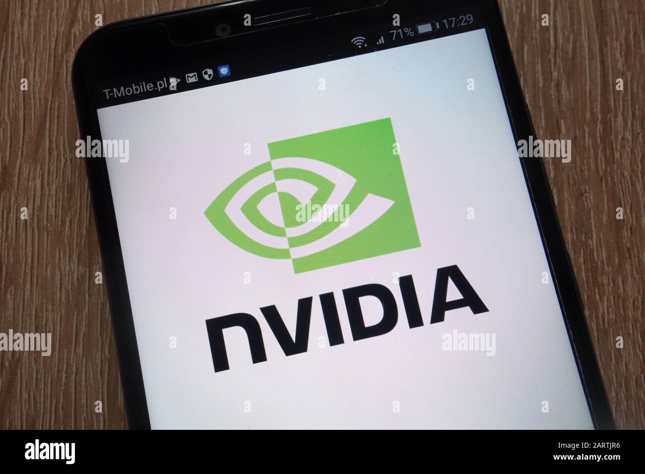 Das NVIDIA-Logo wird auf einem modernen Smartphone angezeigt Stockfoto