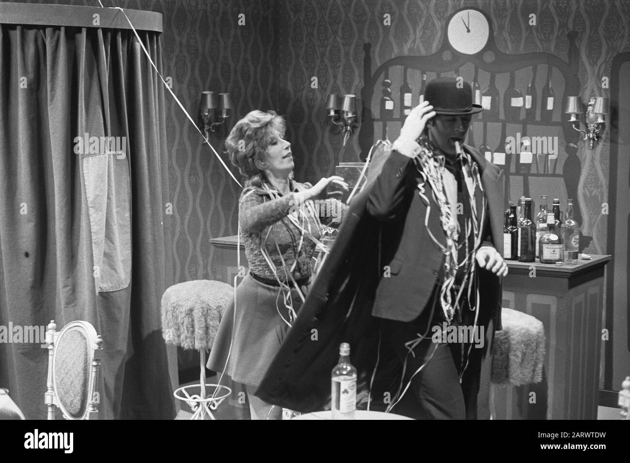 TV Recordings Vara Programm Kurz und Klein Datum: 12. Januar 1972 Schlagwörter: TV-Aufnahmen Personenname: Kurz Und Klein Stockfoto