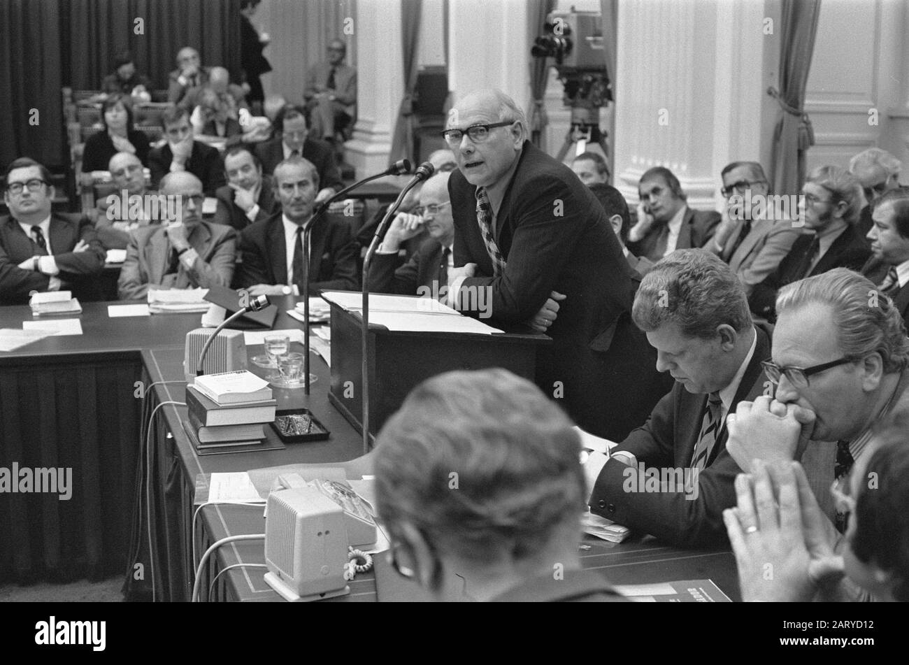 Zweite Kammer; allgemeine Erwägungen, Premier den Uyl Antwortdatum: 10. Oktober 1974 Stichwörter: Premiers persönlicher Name: Uyl, Joop den Stockfoto
