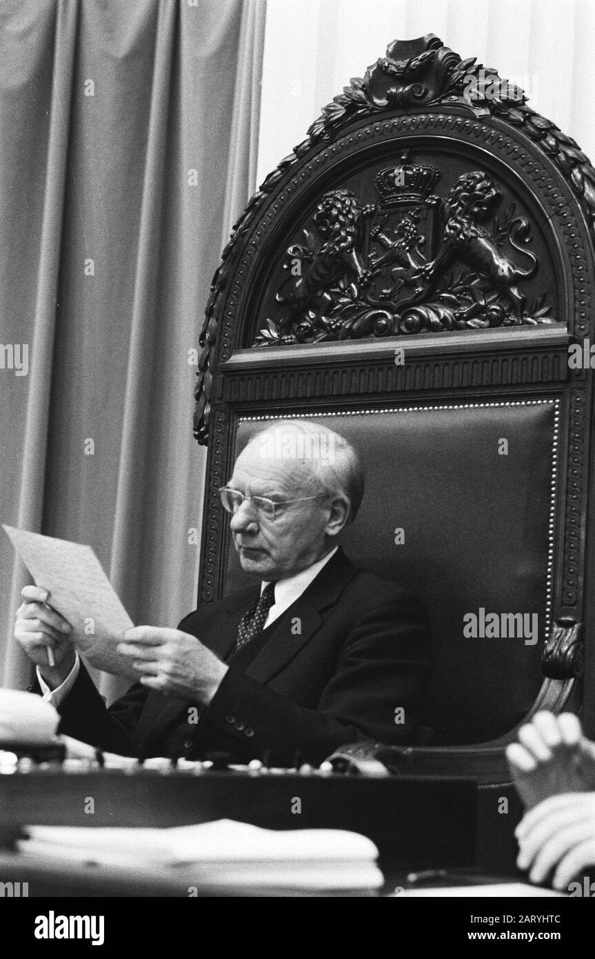 Zweite Kammer; Vorsitzender des Parlaments Vondeling am Vorsitz Datum: 24. Oktober 1978 Ort: Die Haag Schlüsselwörter: Parlamentarier persönlicher Name: Vondeling, Anne Stockfoto