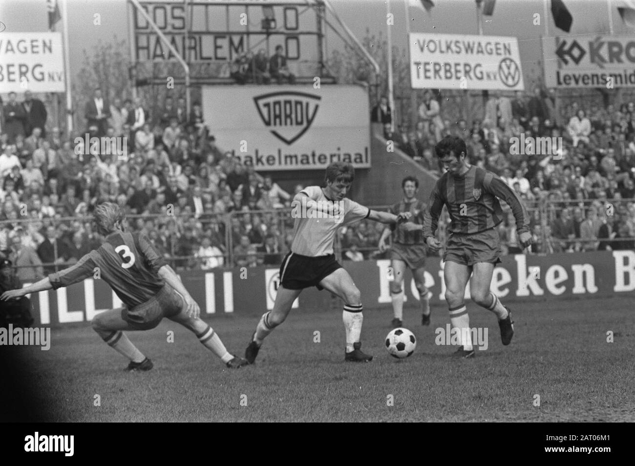 DOS V Haarlem 2-1; Spielmomente Datum: 3. Mai 1970 Ort: Haarlem Schlüsselwörter: Sport, Fußball Stockfoto