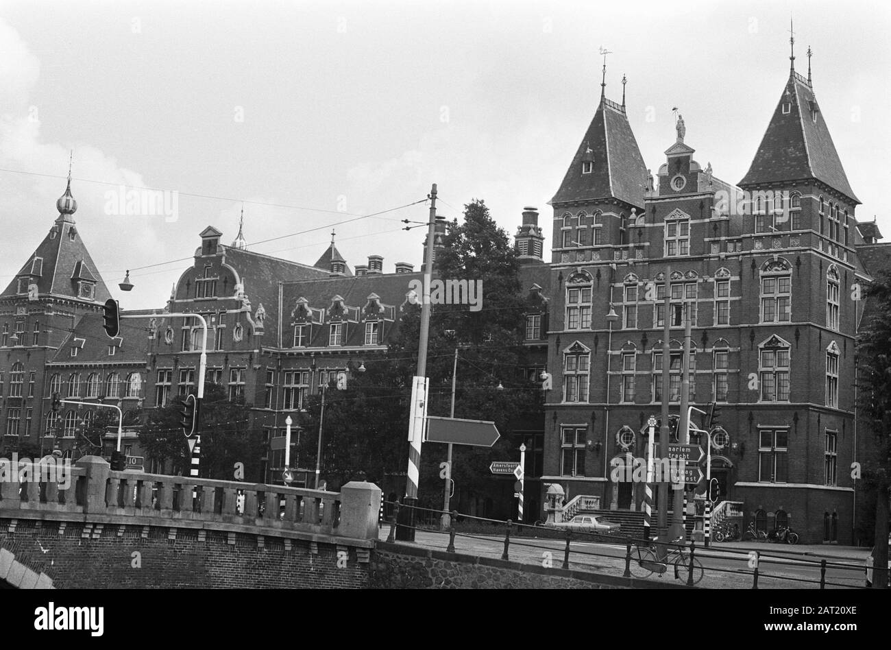 Exterieurs Royal Tropical Institute, Amsterdam Datum: 24. Juli 1973 Standort: Amsterdam, Noord-Holland Schlüsselwörter: Institute Stockfoto