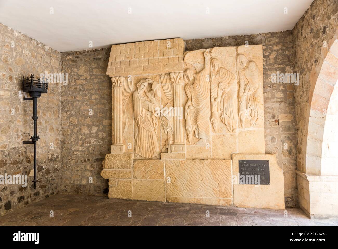 Camaleno, Spanien. ST Beatus der Liebana-Skulptur im Kloster Santo Toribio de Liebana Stockfoto