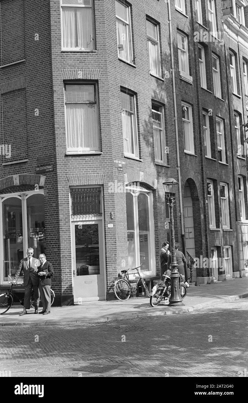 Geburtshaus des südafrikanischen Premierministers Hendrik Verwoerd in Amsterdam Geburtshaus an der Jacob van Lennepstraat Datum: 7. September 1966 Standort: Amsterdam, Noord-Holland Schlüsselwörter: Fassaden, Häuser persönlicher Name: Verwoerd, Hendrik Stockfoto