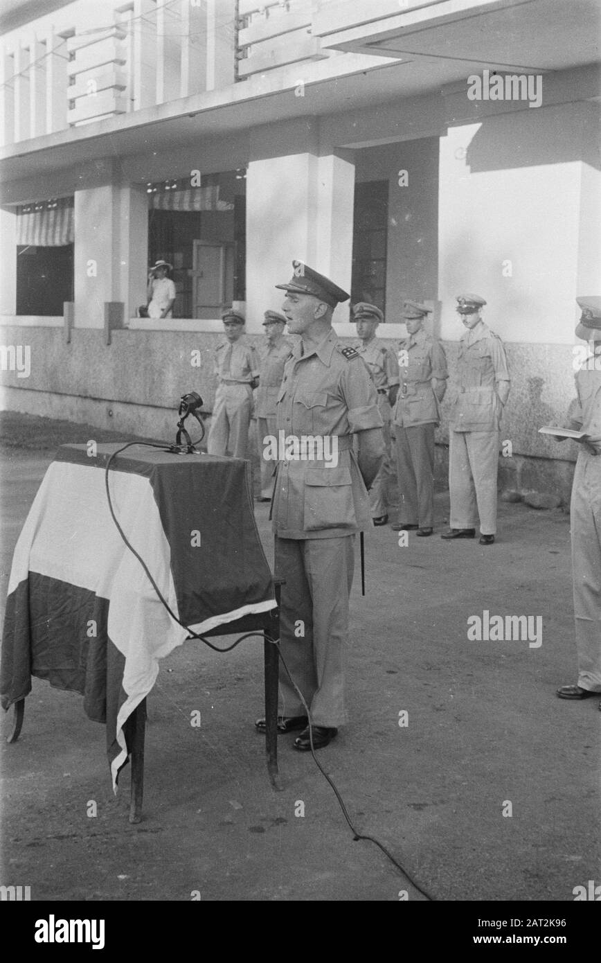 Schulausbildung Fahrer und Motorradfahrer (S.O.B.M.) in Bandoeng [General J.J. Mojet?] Datum: April 1947 Ort: Bandung, Indonesien, Niederländisch-Ostindien Stockfoto