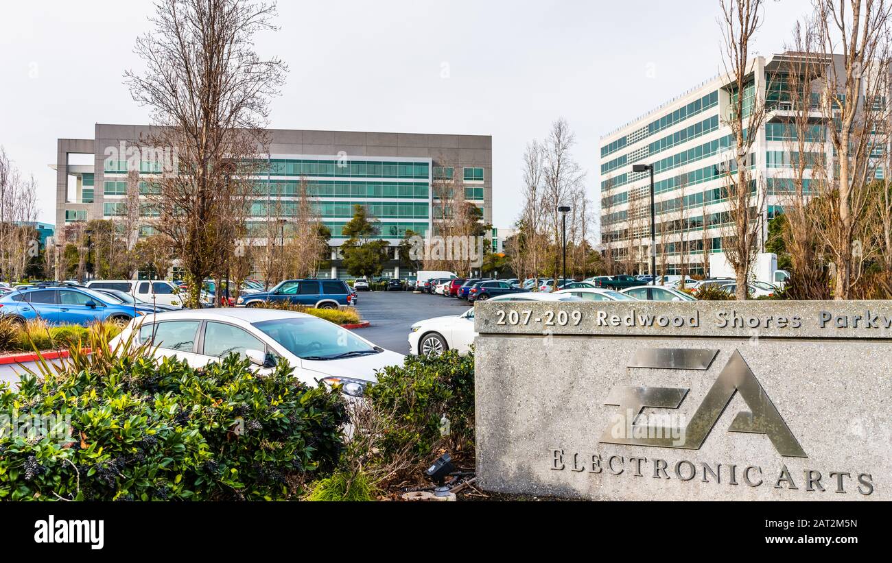 Dez 20, 2019 Redwood City/CA/USA - EA Headquarters in Silicon Valley; Electronic Arts Inc. (EA) ist ein amerikanisches Videospielunternehmen, das Second-larg Stockfoto