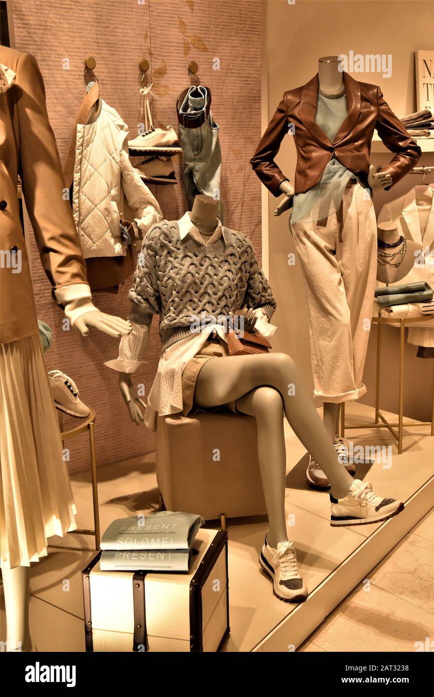 brunello cucinelli store