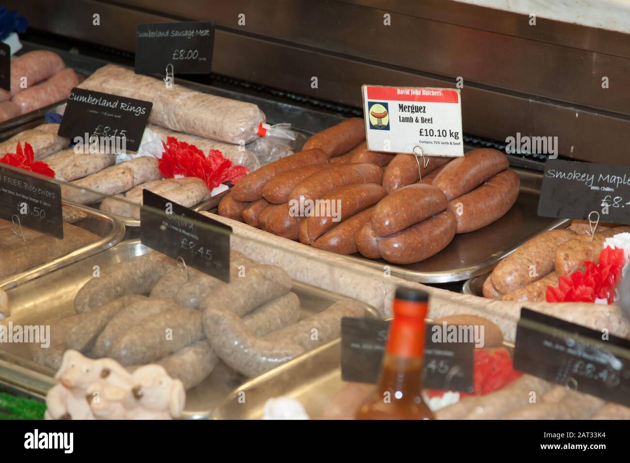 Würstchen auf dem Covered Market in Oxford, Großbritannien, erhältlich Stockfoto