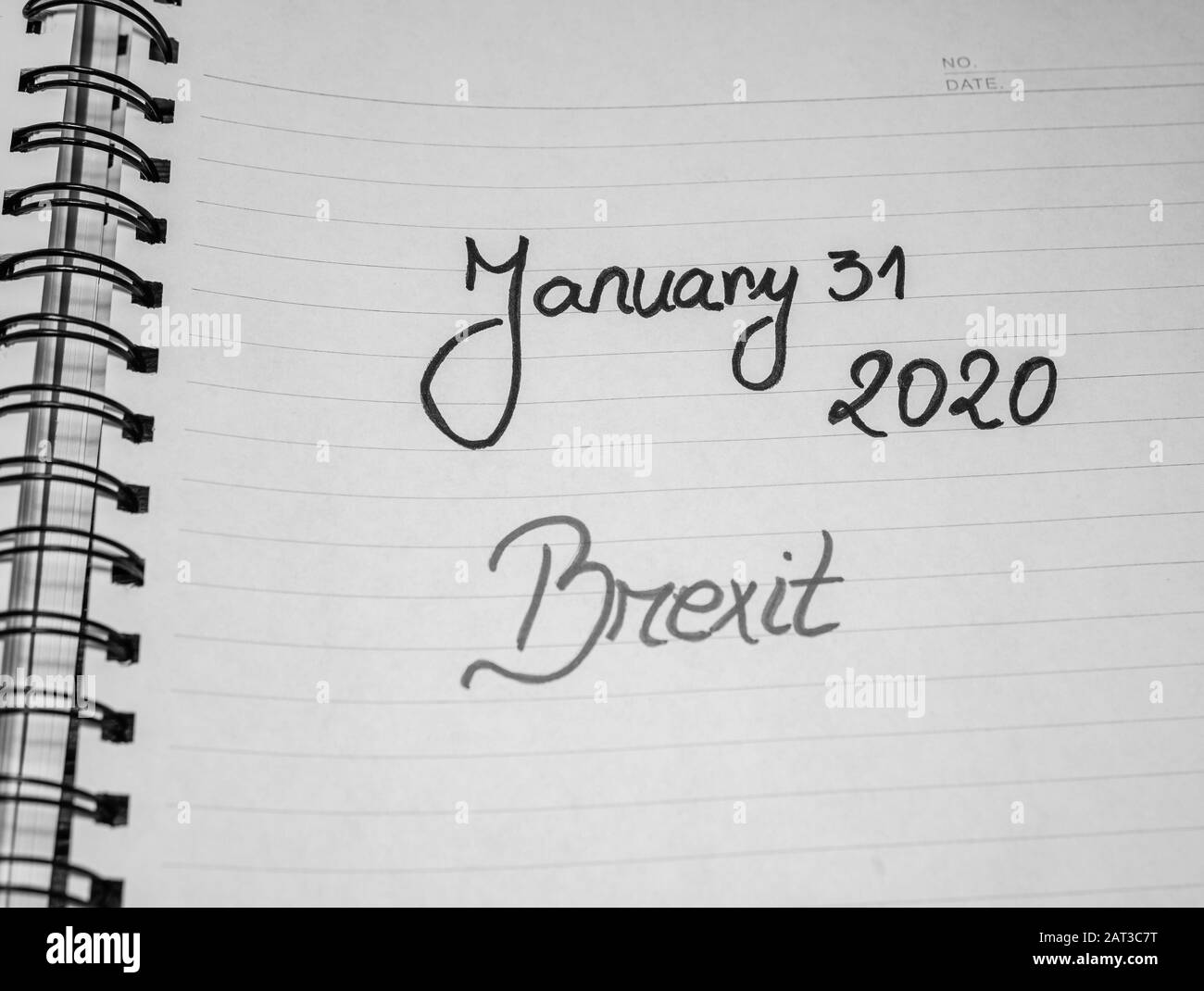 Deadline, Brexit, 31. januar 2020 Handschriftertext auf Papier, politische Botschaft. Politischer Text auf der Tagesordnung des Büros. Konzept der Demokratie, der Stimmabgabe, der Kinderlähmung Stockfoto