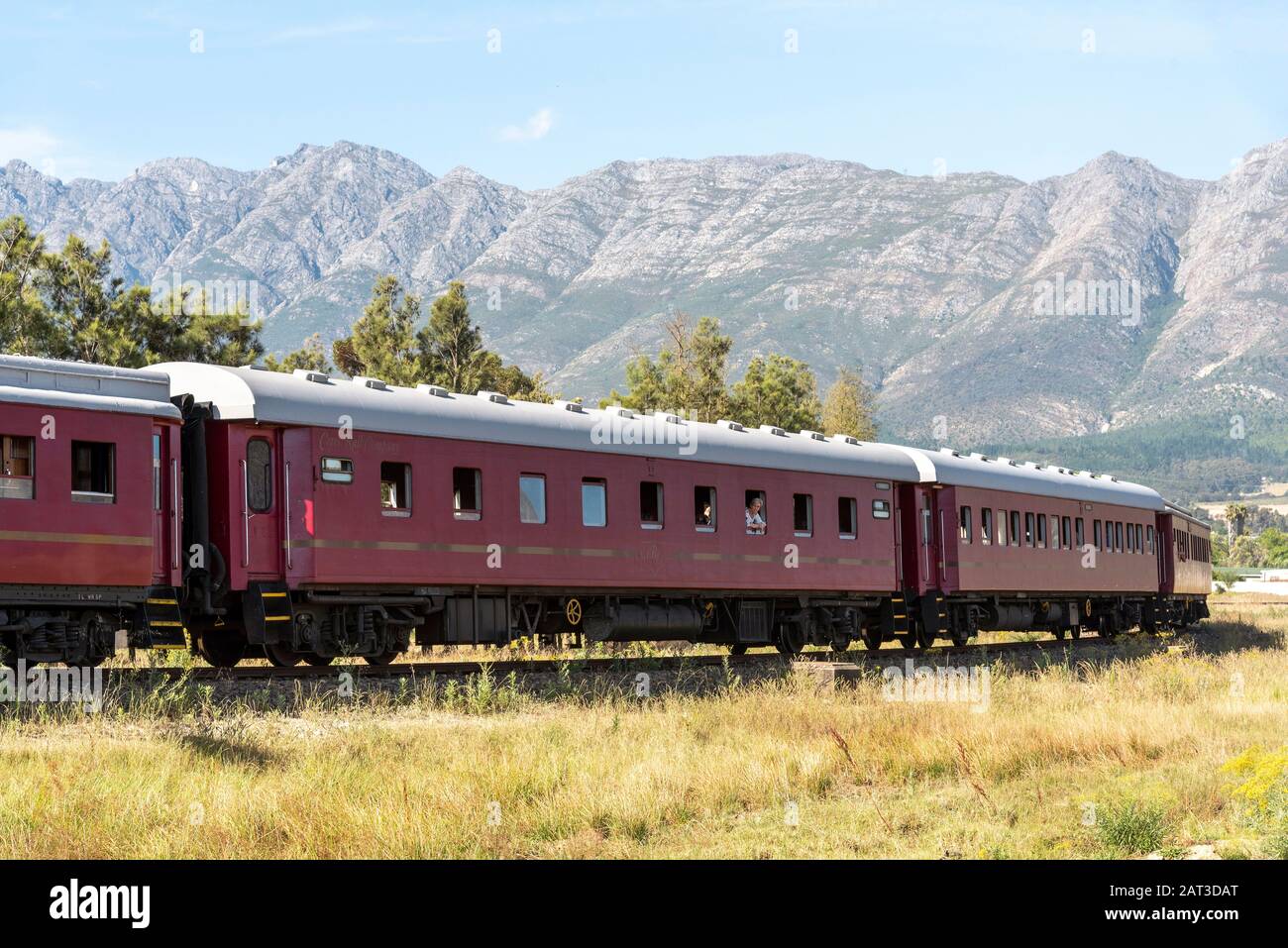 Wolseley, Region Swartland, Südafrika. Dezember 2019. Dampfeisenbahnausflug durch die Region Swartland mit Bergkulisse. Stockfoto