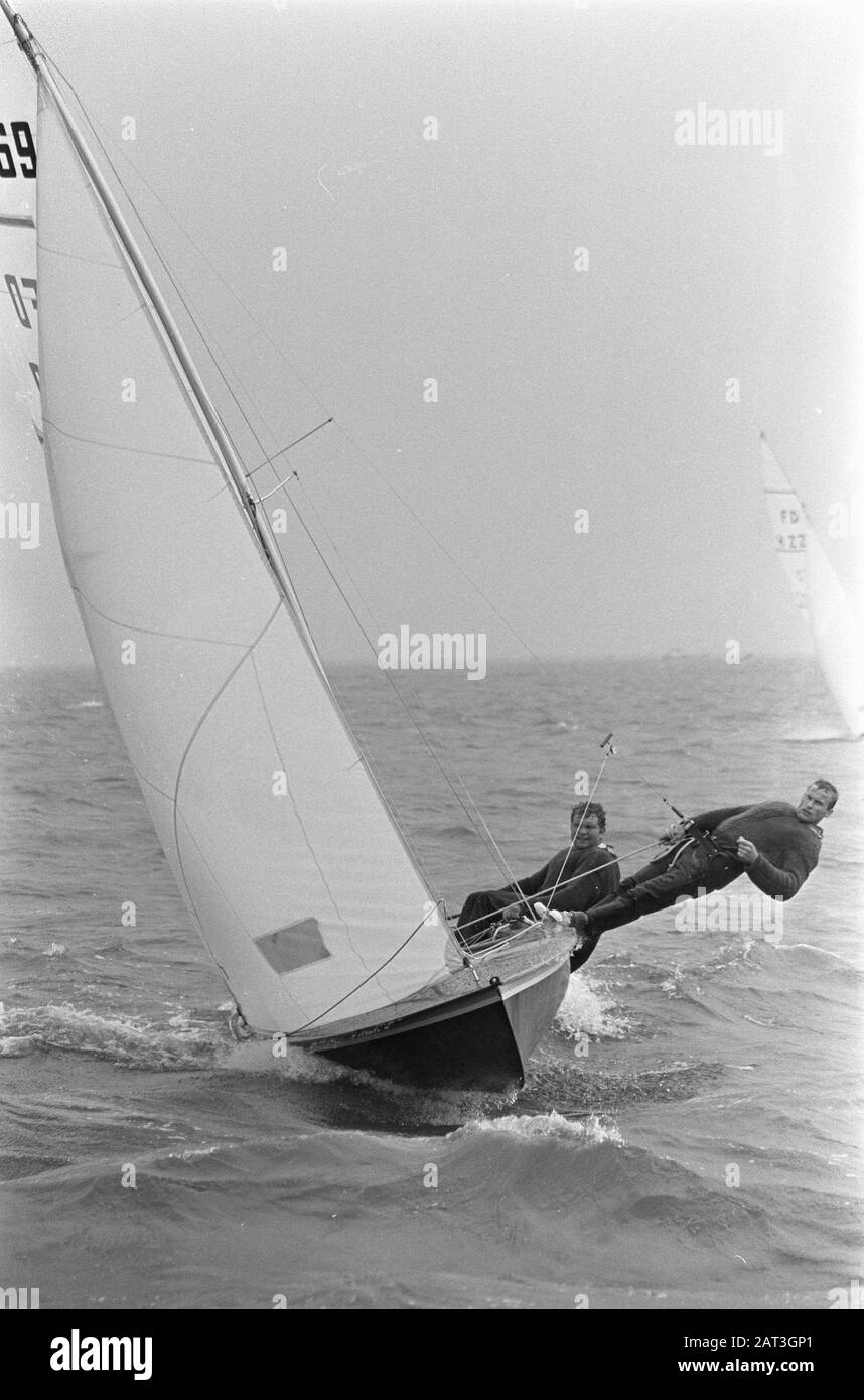 Hollandwoche II Segler in Aktion Datum: 3. August 1967 Schlagwörter: Segel Stockfoto
