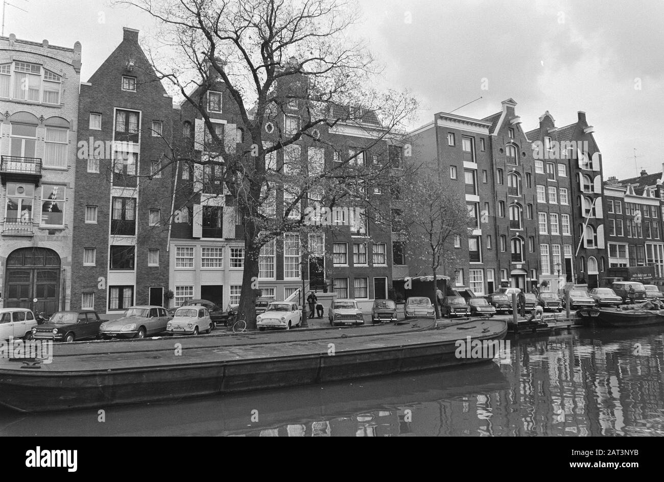 Howard Johnsonhotel in restaurierten Kanalhäusern in Prinsengracht, Amsterdam; Außendatum: 26. Oktober 1970 Lage: Amsterdam, Noord-Holland Schlüsselwörter: Außenansicht, Kanalhäuser Stockfoto