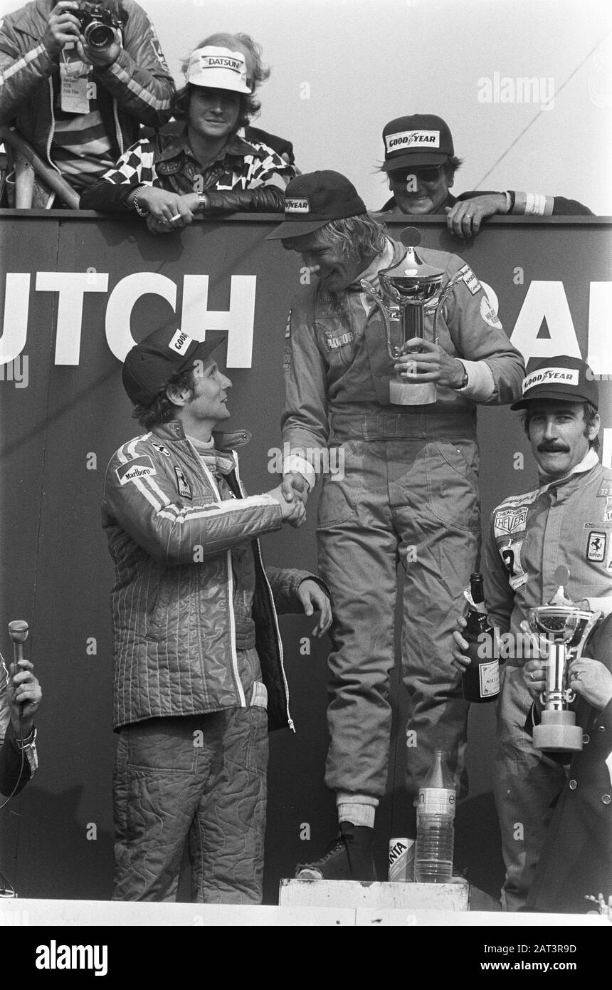 Grand Prix auf dem Circuit des Zandvoort Award des Gewinners James Hunt Datum: 22. Juni 1975 Ort: Noord-Holland, Zandvoort Schlüsselwörter: Motorsport, Rennstrecken, Ehren persönlicher Name: Hunt, James Stockfoto