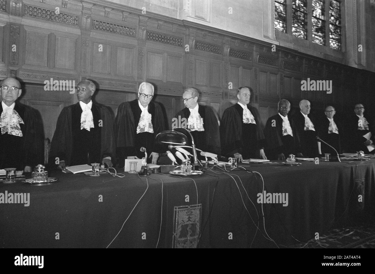 Internationaler Gerichtshof in den Haag stellt Klage Australiens wegen französischer Atomtests aus, Übersichtstermin: 22. Juni 1973 Standort: Den Haag, Zuid-Holland Schlüsselwörter: JUSTIES, Übersichten, Aussagen Stockfoto