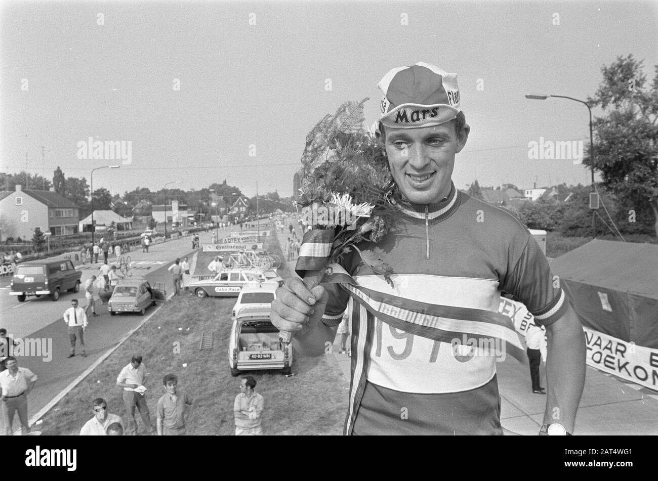 Radweltmeisterschaften auf der Straße für Amateure beim Helmond-Champion C. Kocht in Blumen, Schlagzeile Datum: 20. Juni 1970 Ort: Helmond Schlagwörter: Radsport, Champions-Personenname: C. Caeken Stockfoto