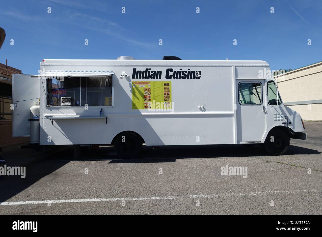 Lebensmittelfahrzeuge ersetzen herkömmliche Restaurants im Falon Nevada Stockfoto
