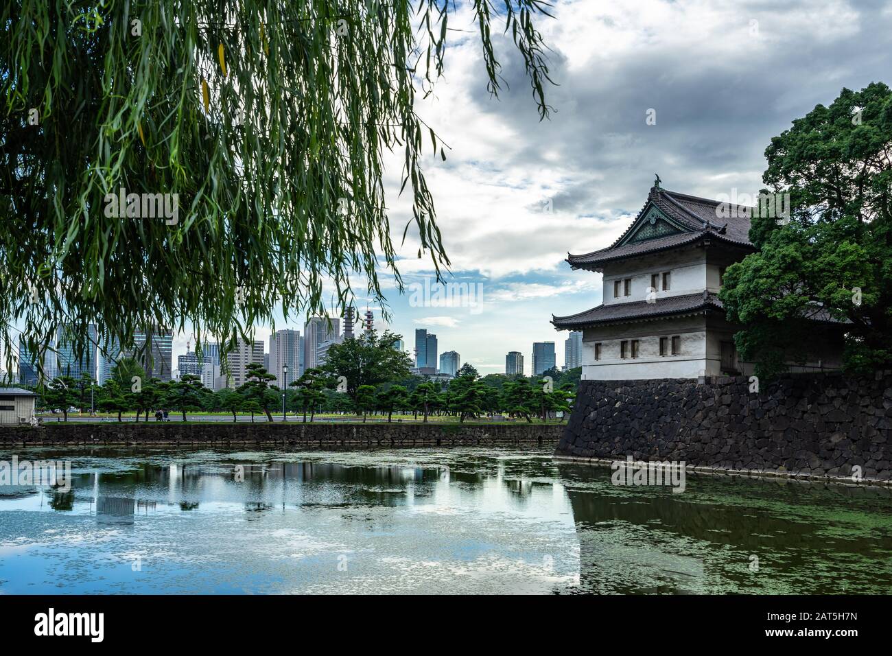 Blick auf den Kaiserpalast in Tokio, die Hauptresidenz des japanischen Kaisers Stockfoto