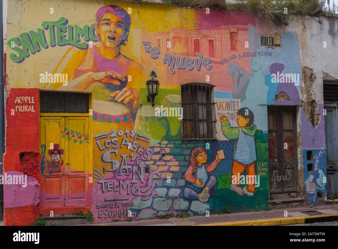 Graffiti im Stadtteil San Telmo, Buenos Aires, Argentinien, Lateinamerika Stockfoto