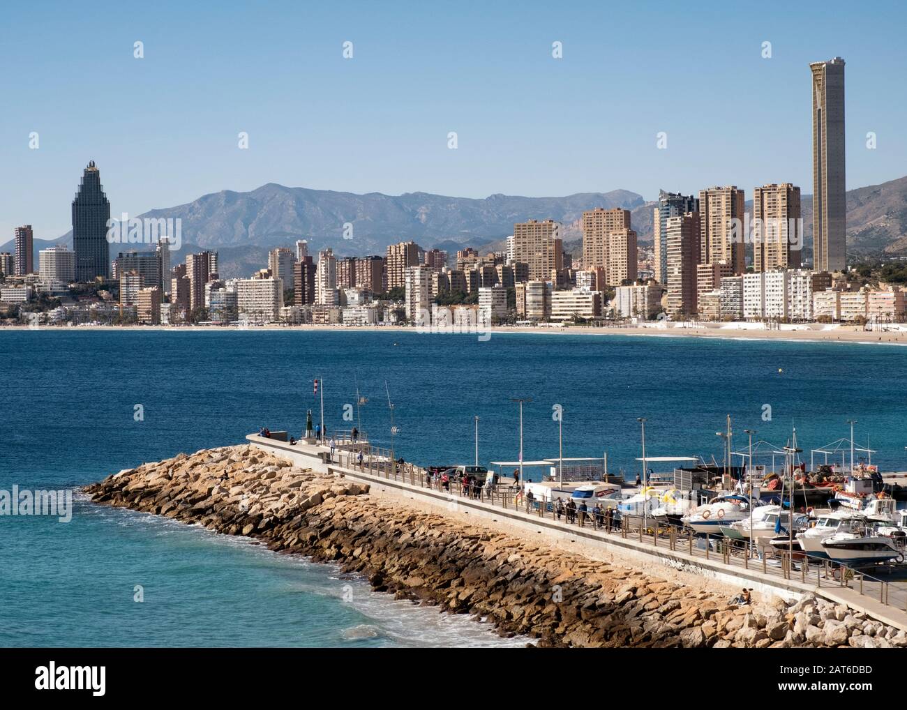 Das Gran Hotel Bali Hotel In Benidorm Spanien Es Ist 186 Meter Hohen 210 Meter Einschliesslich Der Mast Stockfotografie Alamy
