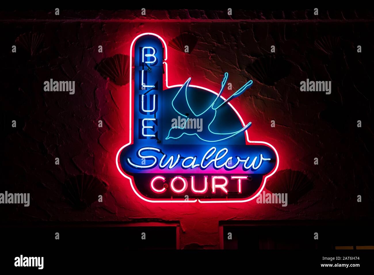 Classic Blue Swallow Motel entlang Der Historischen Route 66 in Tucumcari, New Mexico, USA [keine Eigentumsfreigabe, und Schilder sind markenrechtlich geschützt; av Stockfoto