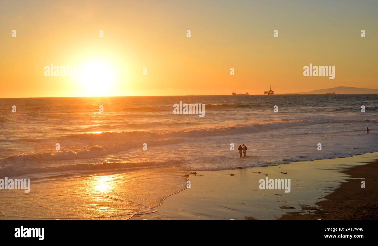 Sonnenuntergang am Huntington Beach, Kalifornien Stockfoto